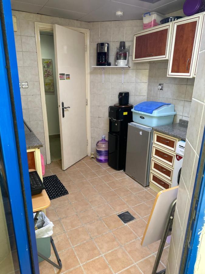 The Purple Place Apartment อาบูดาบี ภายนอก รูปภาพ