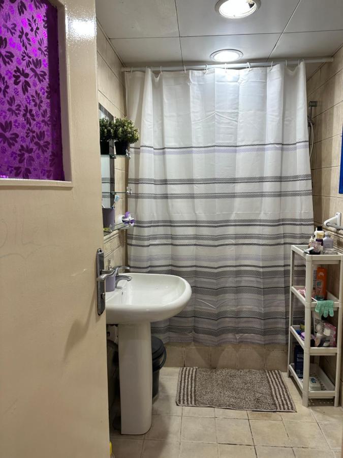 The Purple Place Apartment อาบูดาบี ภายนอก รูปภาพ