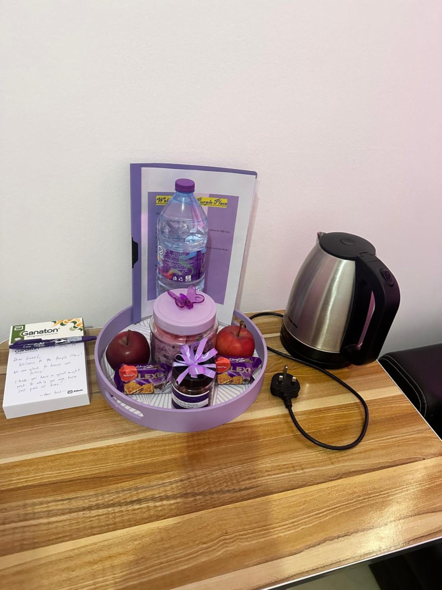 The Purple Place Apartment อาบูดาบี ภายนอก รูปภาพ