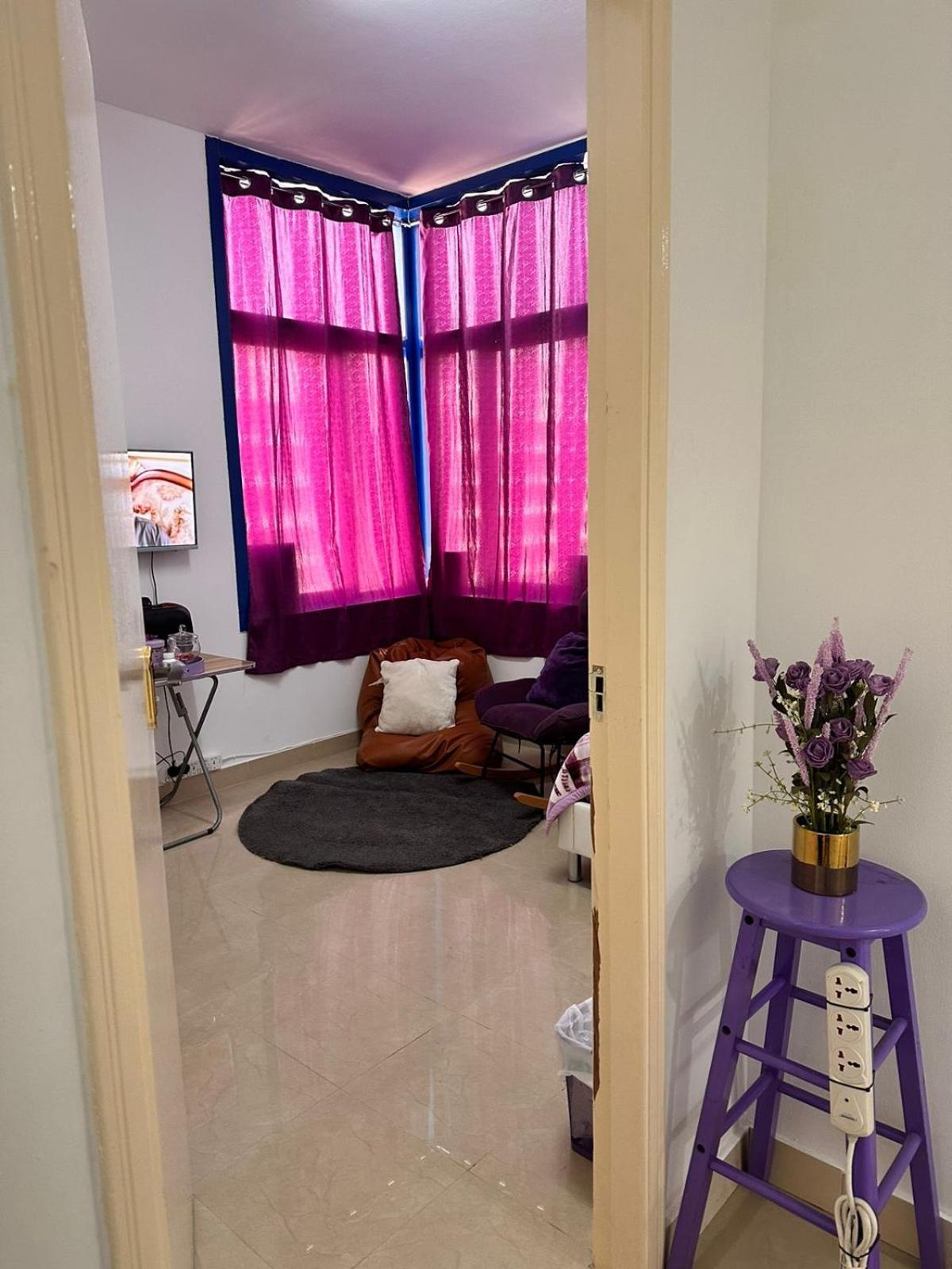 The Purple Place Apartment อาบูดาบี ภายนอก รูปภาพ